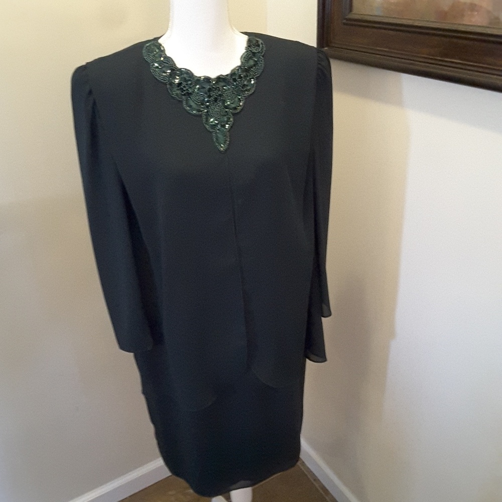 After Dark green embellished evening dress sz 14W